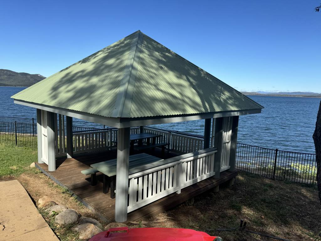 awoonga dam hut